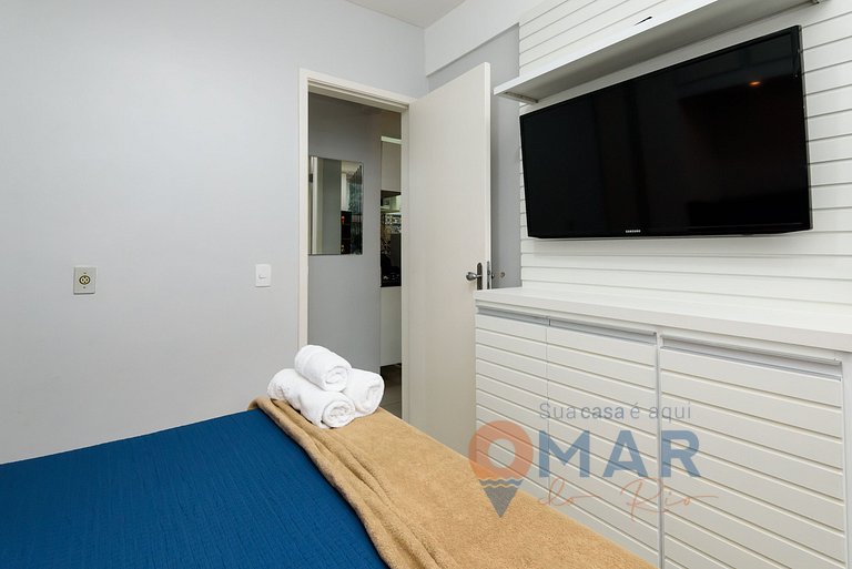 Charming 1BDR 200m from the Beach | NSC 1100/304