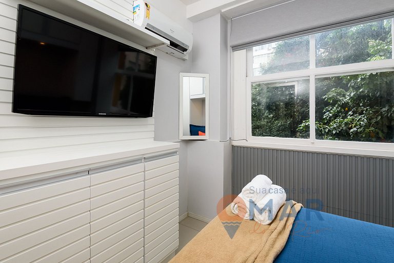 Charming 1BDR 200m from the Beach | NSC 1100/304