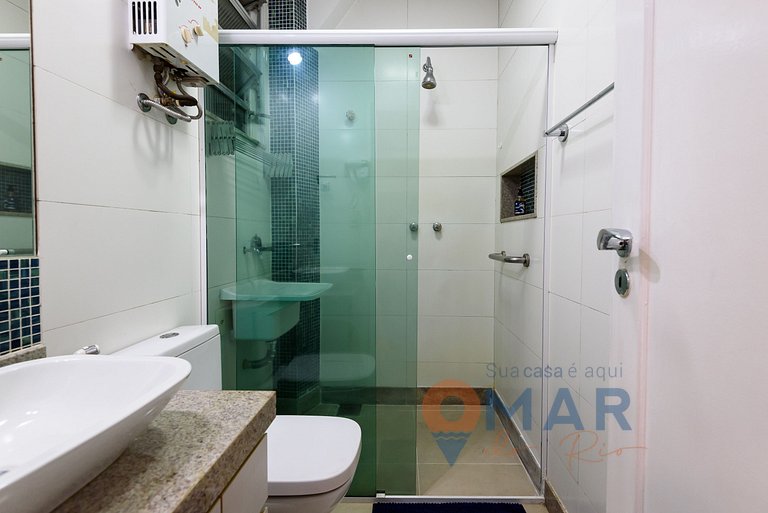 2Bedrooms 100m from Copacabana Beach | RE 85/305