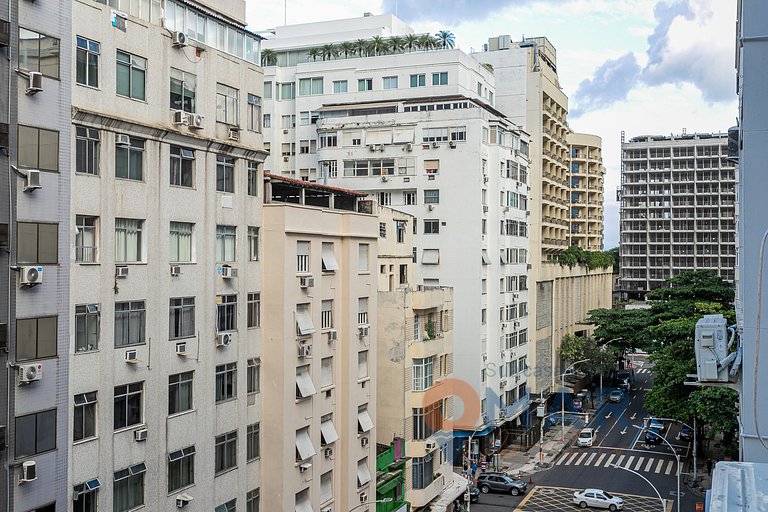 Copacabana charm 100m from the beach | RE 85/704