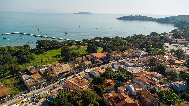 Casa c/ Piscina próxima ao Porto da Barra | JB3012