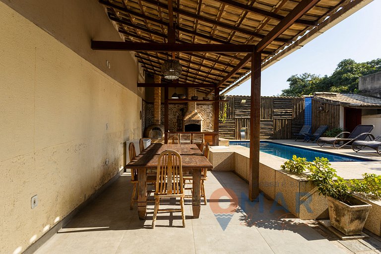 Casa c/ Piscina próxima ao Porto da Barra | JB3012