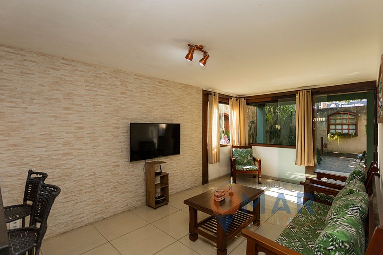 House with Pool near Porto da Barra | JB 3012