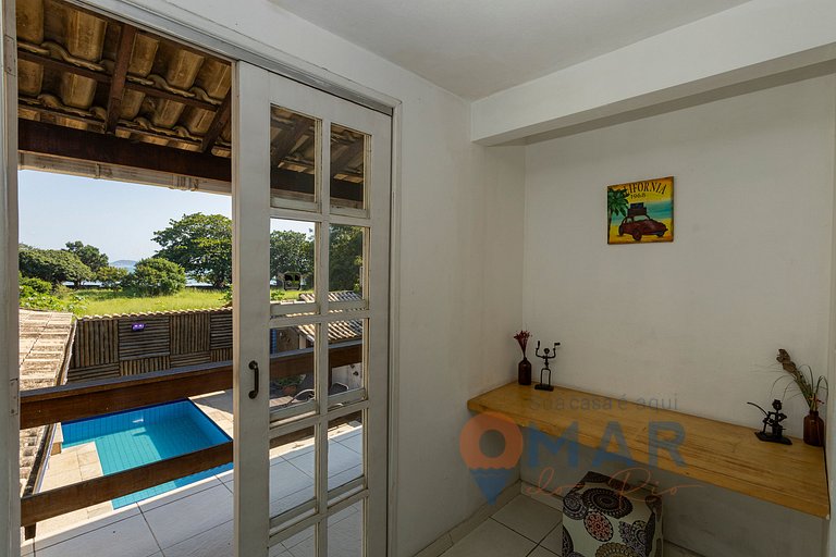 Casa c/ Piscina próxima ao Porto da Barra | JB3012