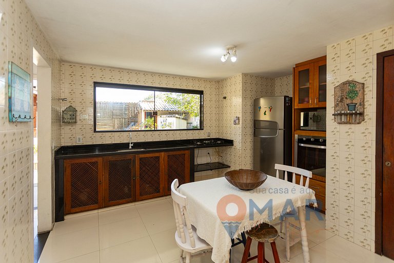 Casa c/ Piscina próxima ao Porto da Barra | JB3012