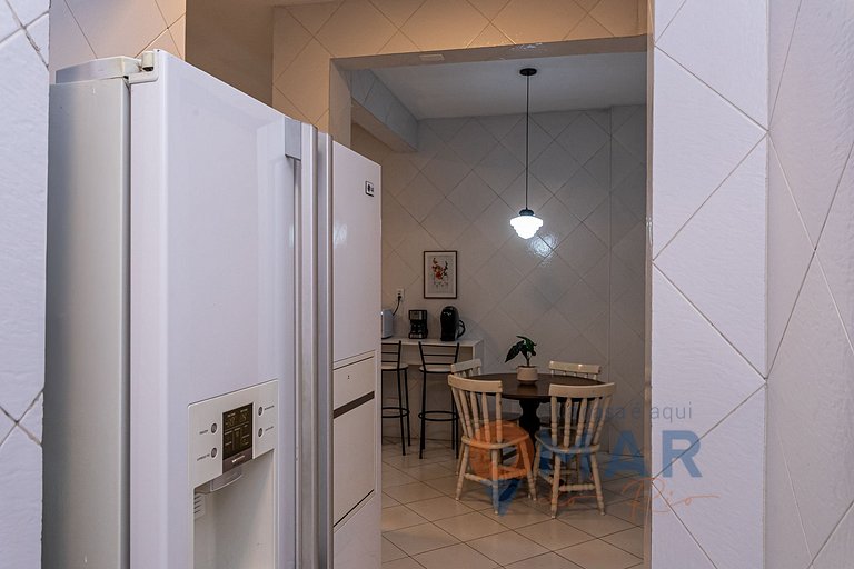 4BDRs, Balcony w/ Sea View, and Garage|A 3730/201