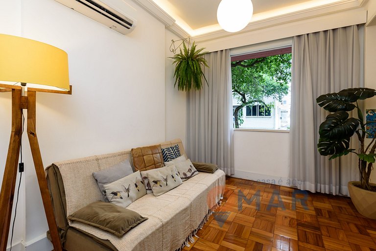 2 BDRs, 5 min from Copacabana Beach | FS 95/202