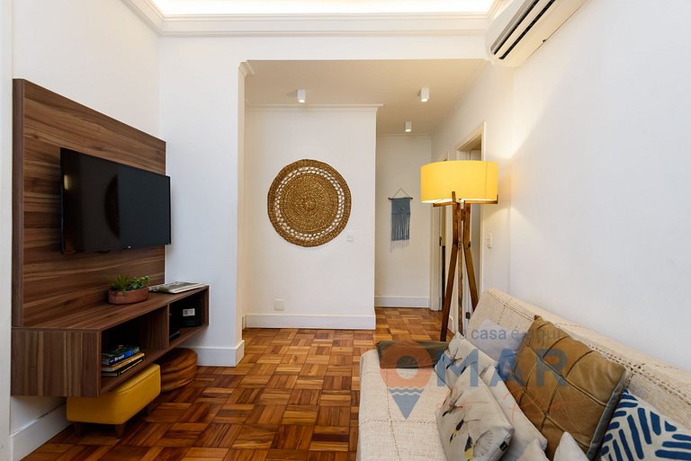 2 BDRs, 5 min from Copacabana Beach | FS 95/202