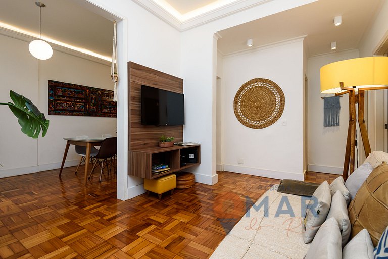 2 BDRs, 5 min from Copacabana Beach | FS 95/202