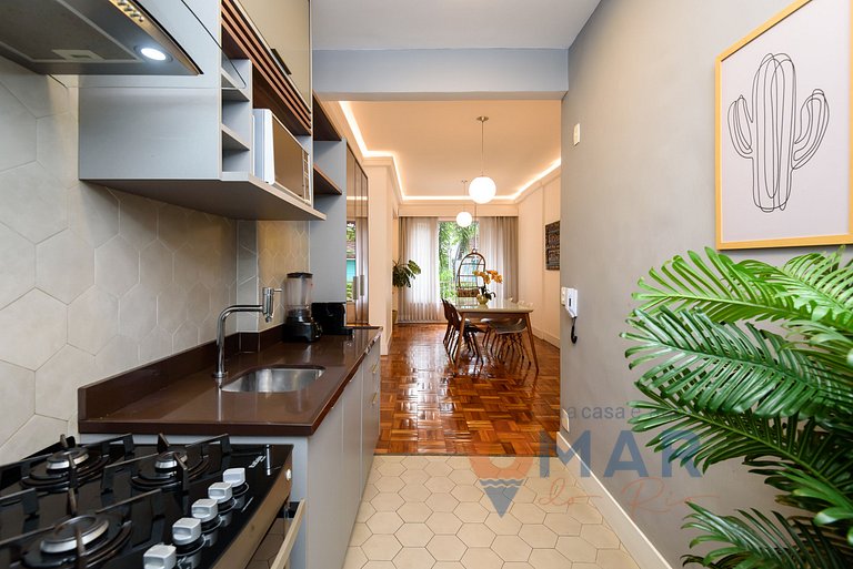 2 BDRs, 5 min from Copacabana Beach | FS 95/202