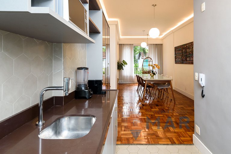 2 BDRs, 5 min from Copacabana Beach | FS 95/202