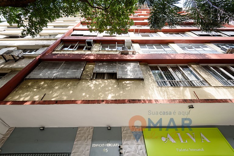 3 BDRs, 5 min from Copacabana Beach | FS 95/202