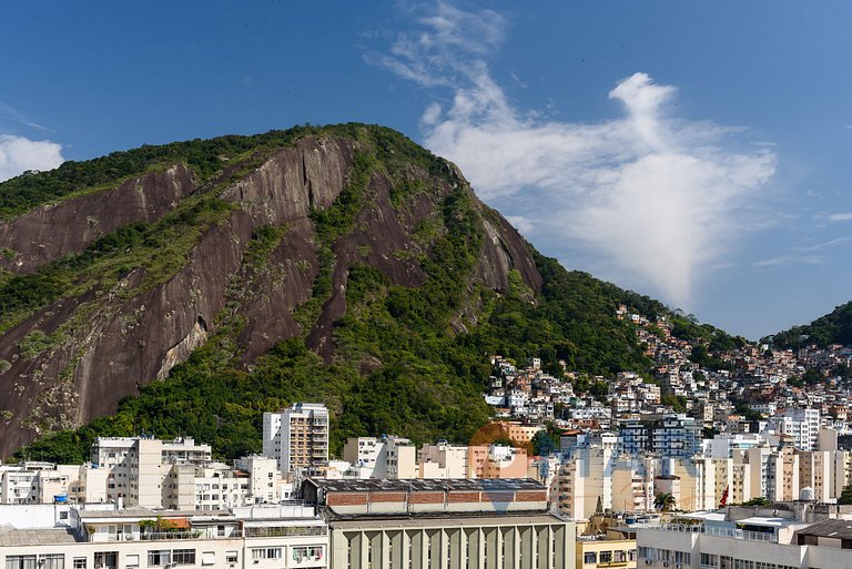 Loft com Vista p/ o Cristo Redentor | SQC 143/1418