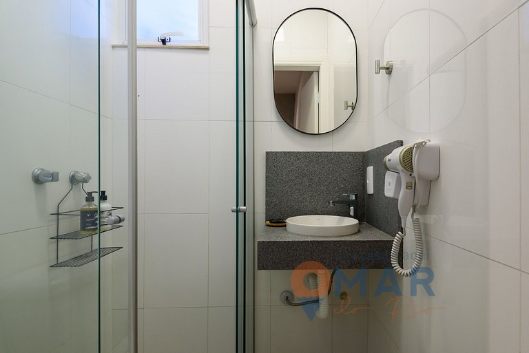 2BDRs, 400 meters from Ipanema Beach | JA 158/404