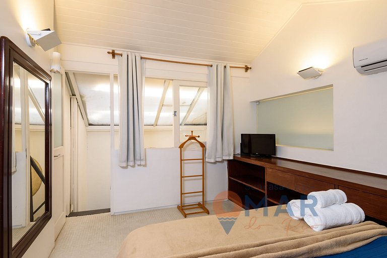 2BDRs and balcony w/ sea view in Ipanema | TXM 21S