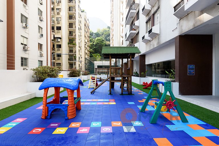 2BDRs with pool and garage in Humaitá|HMT 282/1301