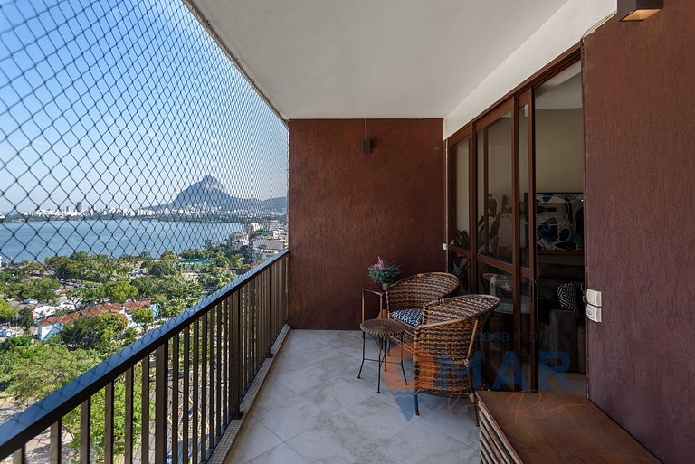 2Qtos c/ Piscina e Garagem no Humaitá|HMT 282/1301