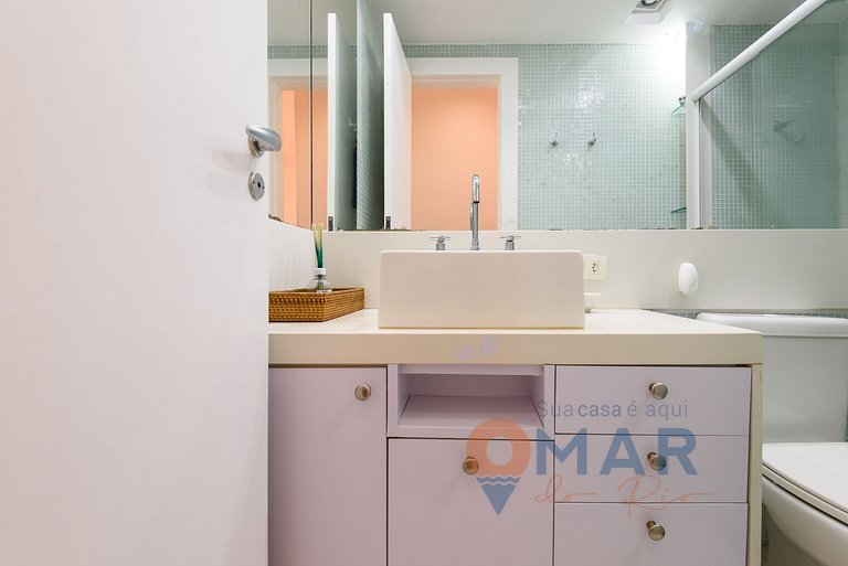 Oasis in Ipanema w/ Balcony and Parking |AP 25/905