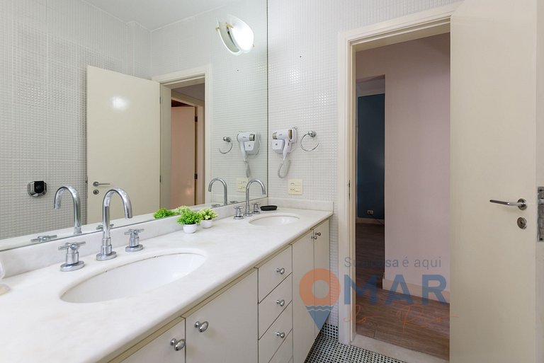 2BDRS in Lagoa w/Garage Near the Beach|EP 2566/407