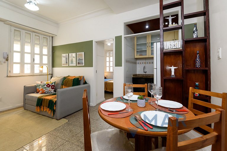 1BDR, 1 minute from Copacabana Beach | PF 31/908