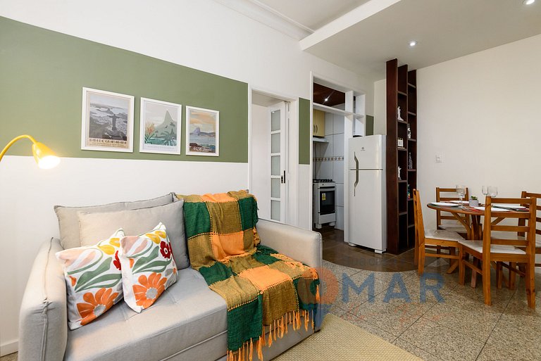 1BDR, 1 minute from Copacabana Beach | PF 31/908