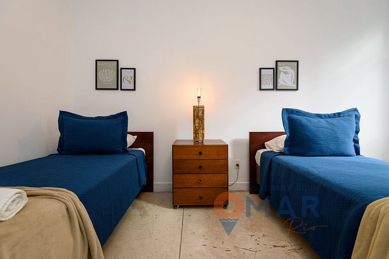 2BDR 330m from Copacabana Beach | RE 253/203