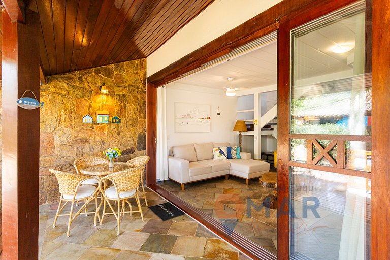 Casa em Búzios com 4 quartos e área gourmet| VF 11