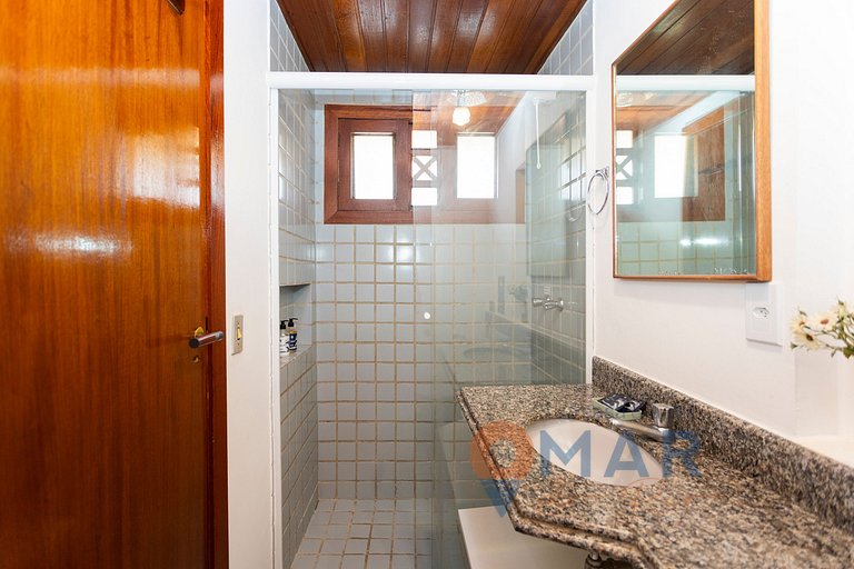 Casa em Búzios com 4 quartos e área gourmet| VF 11