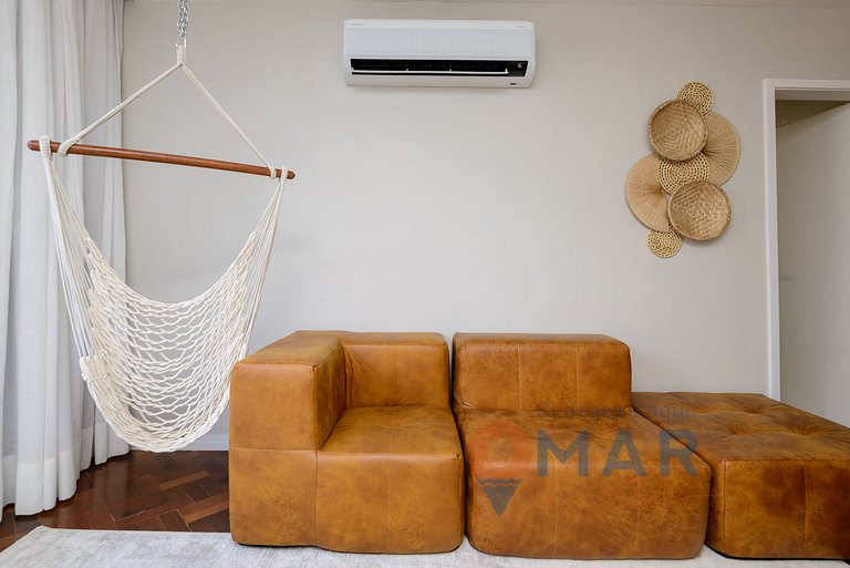 Modern 3 BDRs + Garage in Copacabana | SC 431/704