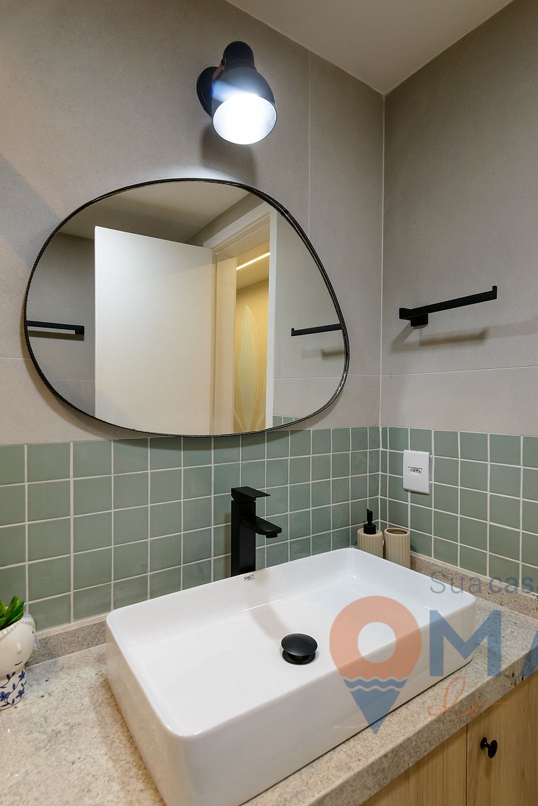 Modern 3 BDRs + Garage in Copacabana | SC 431/704