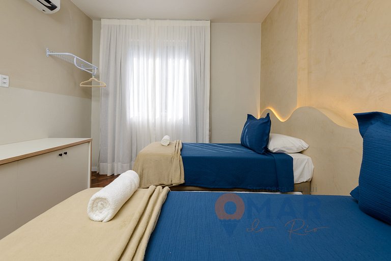 Amplo 3 Qtos c/ Garagem em Copacabana | SC 431/704