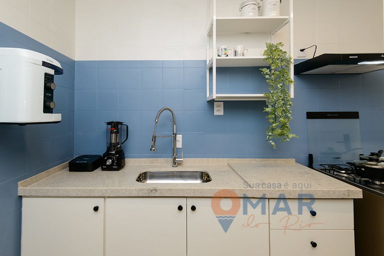 Modern 3 BDRs + Garage in Copacabana | SC 431/704