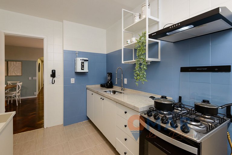 Modern 3 BDRs + Garage in Copacabana | SC 431/704