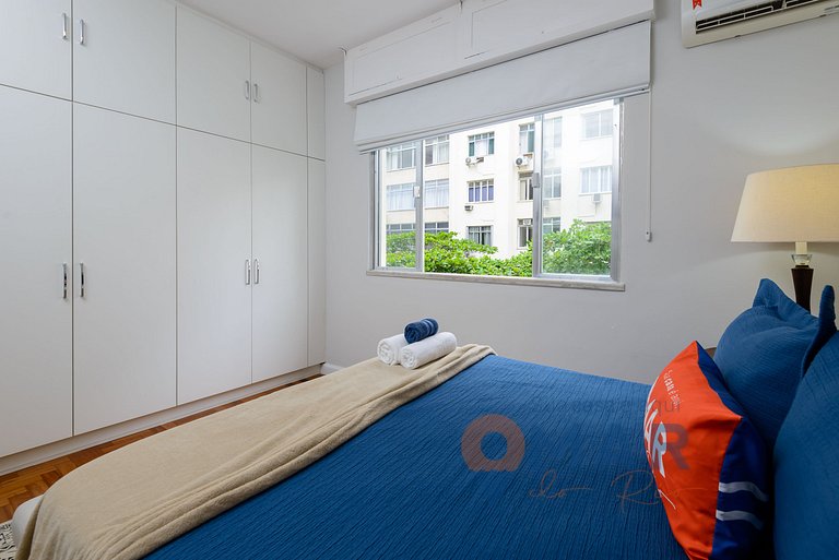 3 BDRs, 2 minutes from Copacabana Beach | JN 43/42