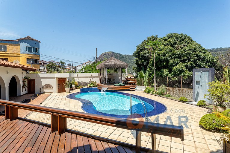 Mansão em Niterói com Piscina e Vista Mar | LD 58