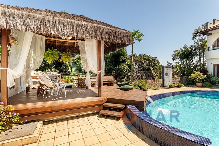 Mansion in Niterói with Pool and Sea View | LD 58
