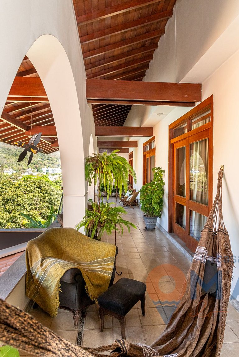 Mansão em Niterói com Piscina e Vista Mar | LD 58