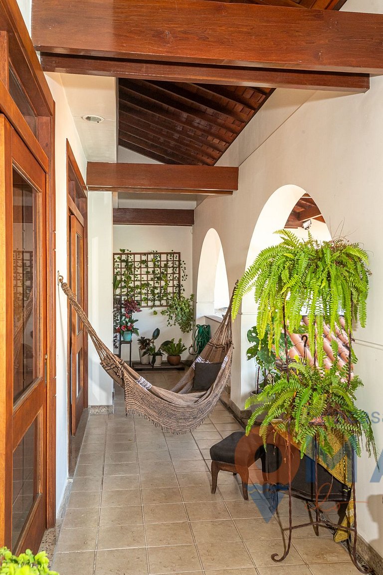 Mansion in Niterói with Pool and Sea View | LD 58