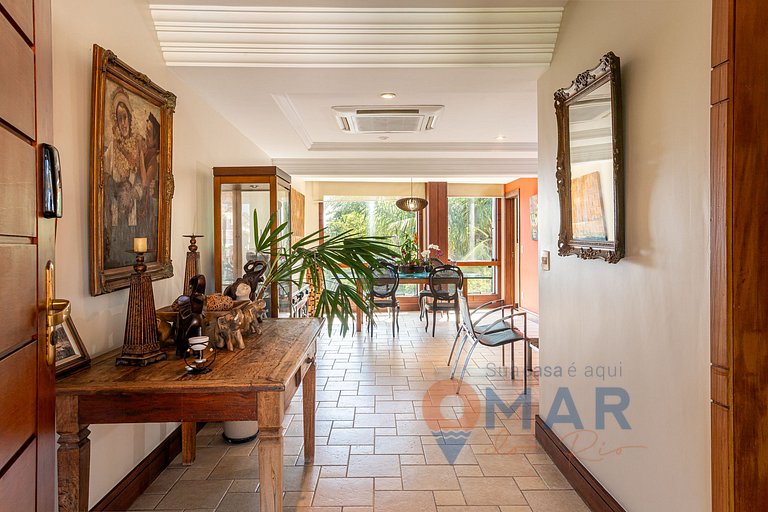 Mansion in Niterói with Pool and Sea View | LD 58