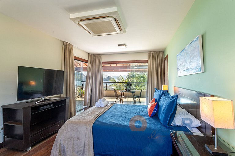 Mansion in Niterói with Pool and Sea View | LD 58