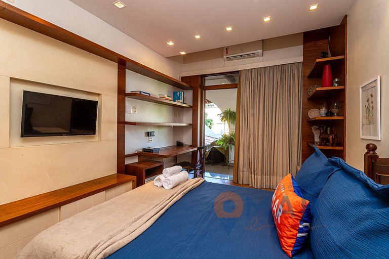 Mansion in Niterói with Pool and Sea View | LD 58