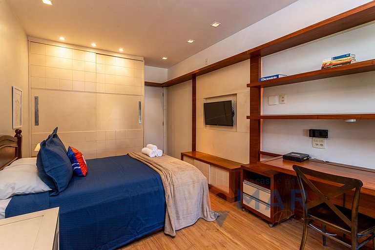 Mansion in Niterói with Pool and Sea View | LD 58