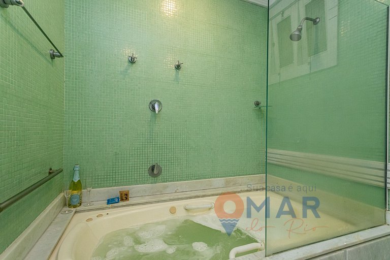 Mansão em Niterói com Piscina e Vista Mar | LD 58