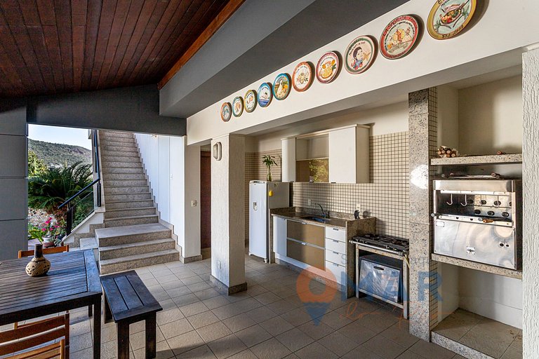 Mansion in Niterói with Pool and Sea View | LD 58