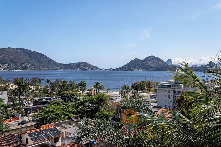Mansão em Niterói com Piscina e Vista Mar | LD 58