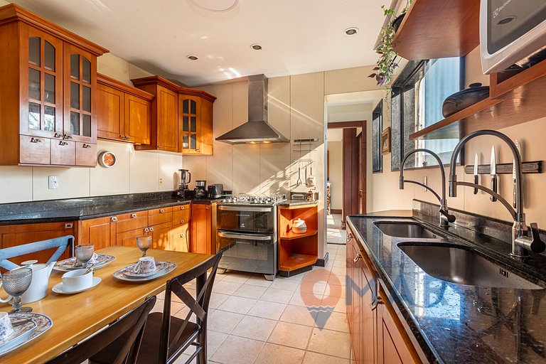 Niterói: Mansión com piscina y vistas al mar|LD 58