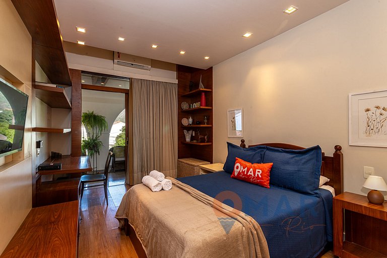 Mansão em Niterói com Piscina e Vista Mar | LD 58