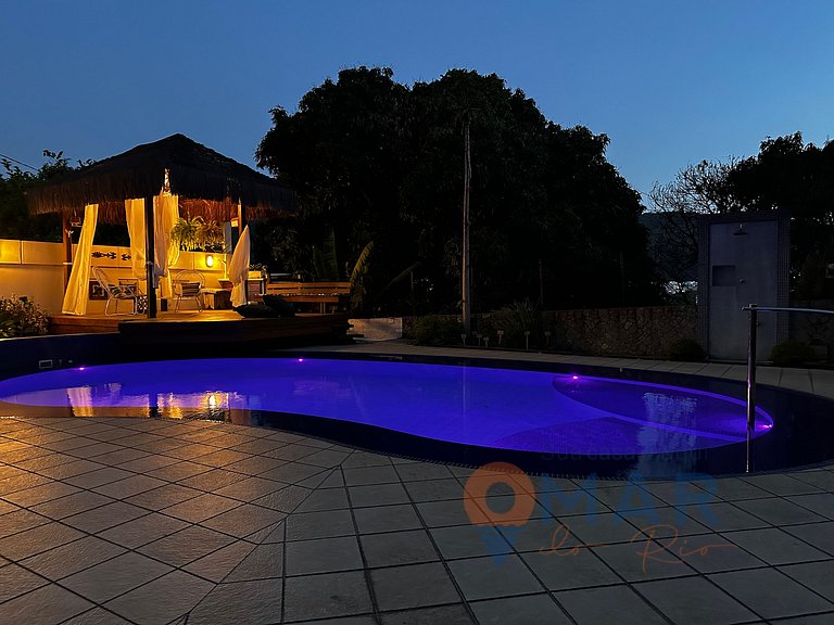 Mansão em Niterói com Piscina e Vista Mar | LD 58