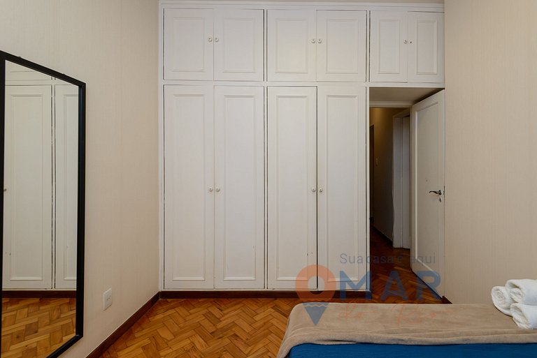 Apartamiento a 300m de la Playa de Copacabana | BI 102/202