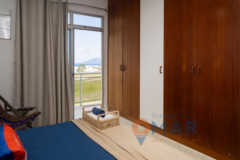 Apartamento pé na areia em Cabo Frio | RDC 60/302